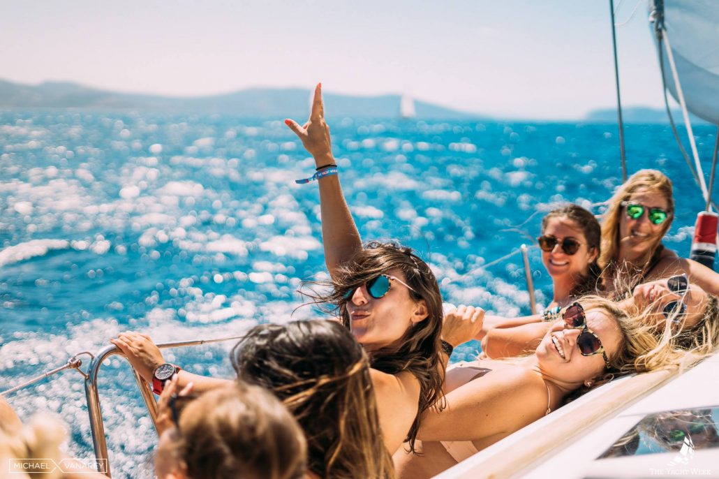 group of girls sailing at the yacht week