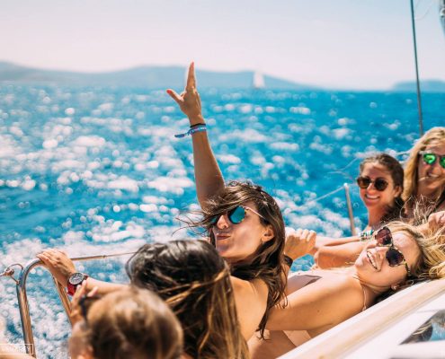 Yacht Week Girls