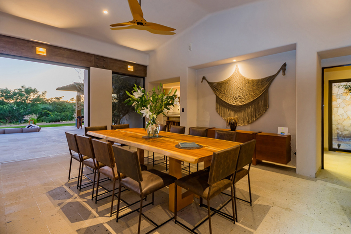 cabo villa rental dining table