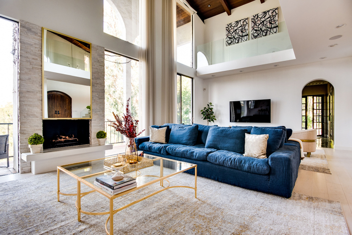hollywood hills villa rental living room