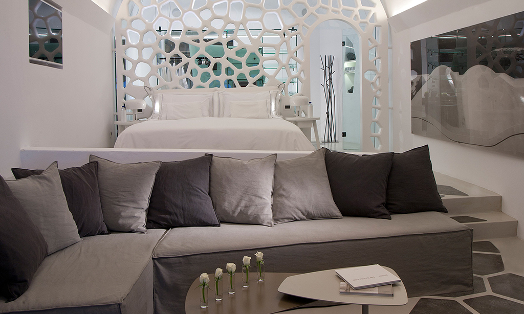 grace hotel santorini villa bedroom
