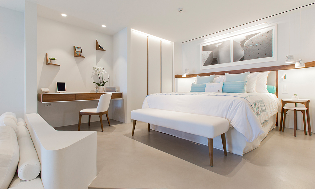 grace hotel santorini vip suite bedroom