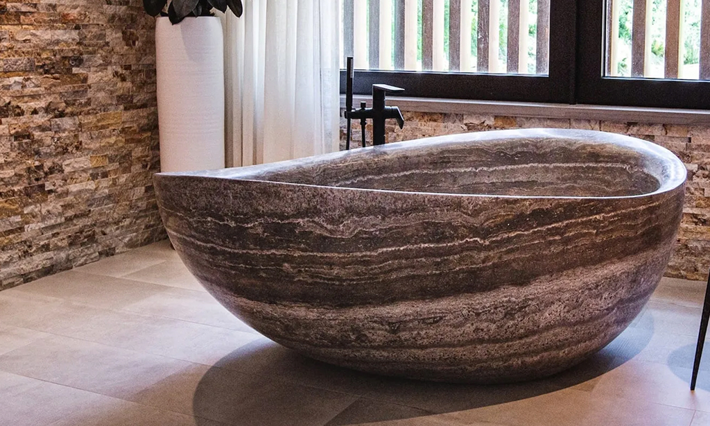 peregrine suites bathtub at the lodge at blue sky