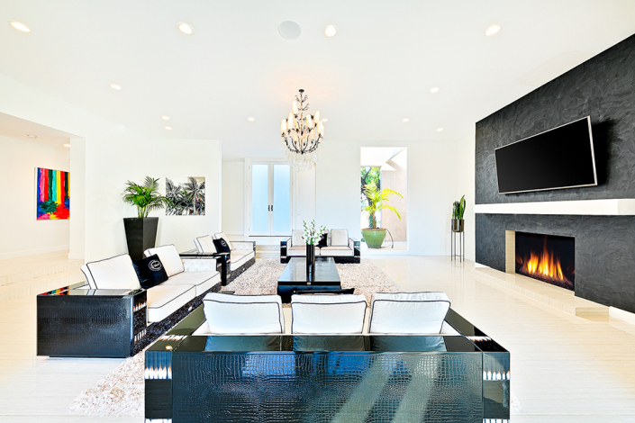 beverly hills villa rental family room fireplace