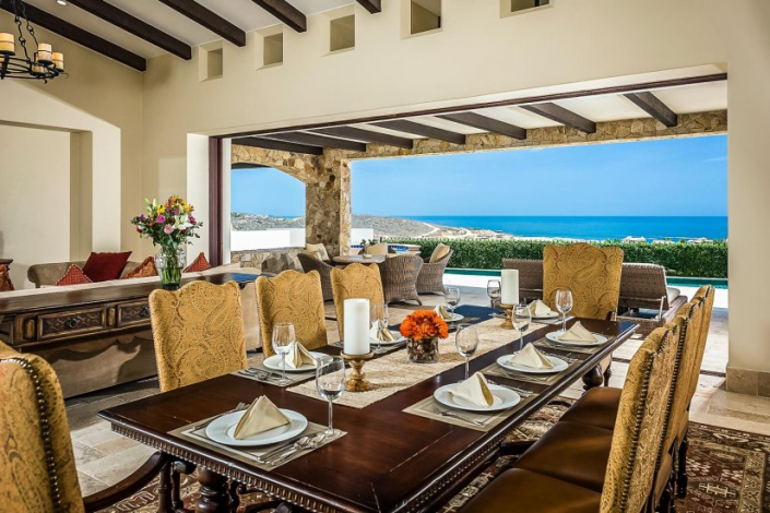 cabo villa rental dining table