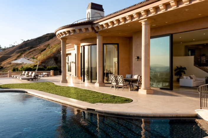 malibu villa rental exterior pool