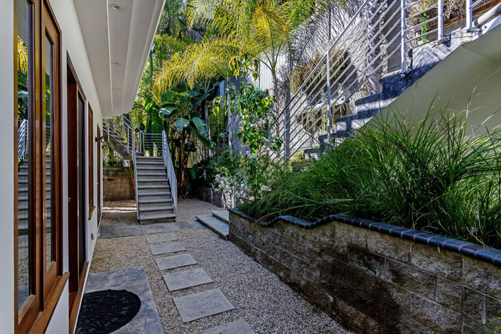 hollywood hills villa rental side entrance