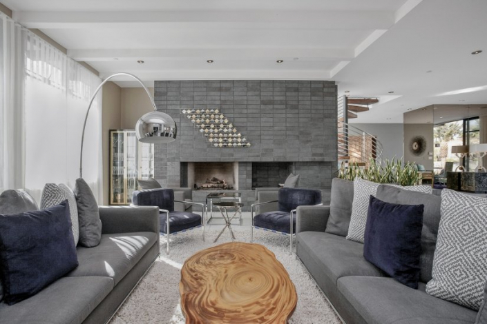 palm springs villa rental family room