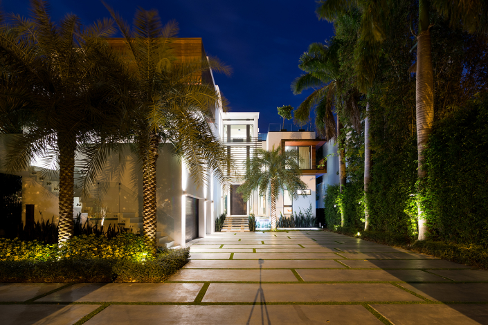 modern bayfront venetian island miami villa rentals