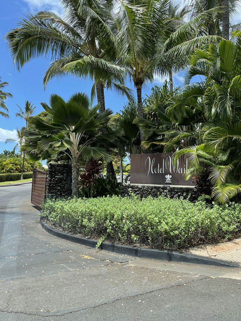 hotel wailea maui front gated entrance