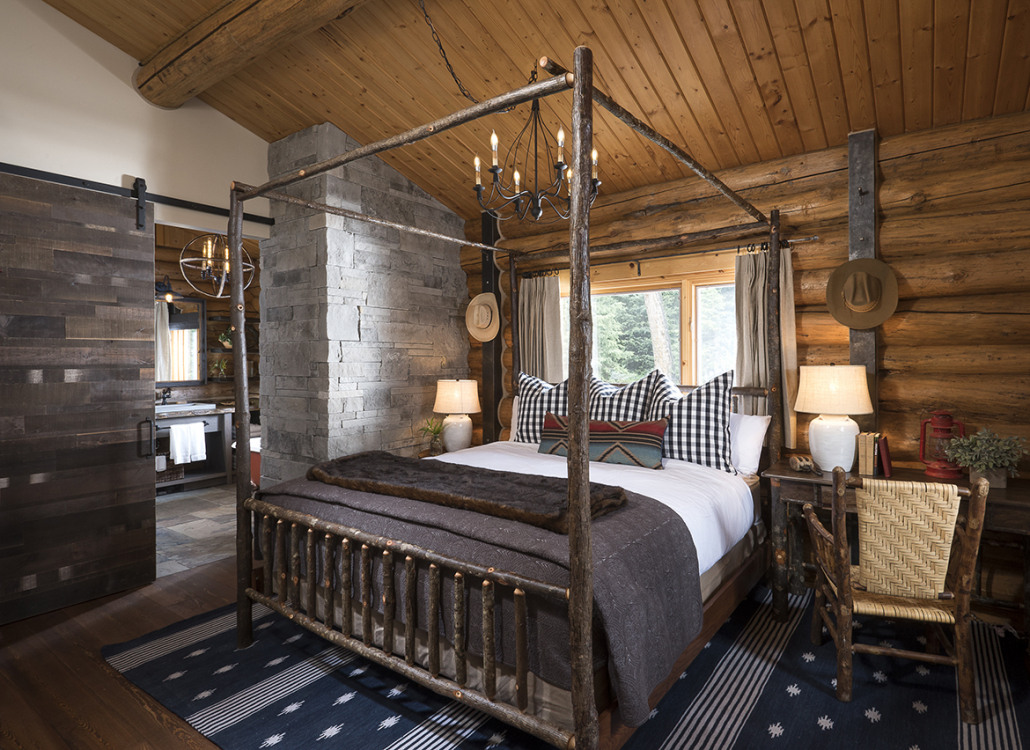 lone mountain ranch coyote cabin bed
