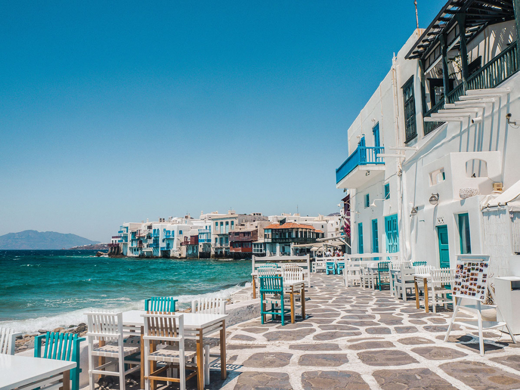 mykonos restaurants along the water