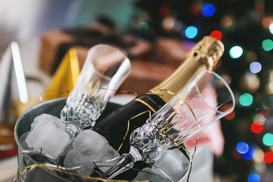hottest new years eve events in the us champagne