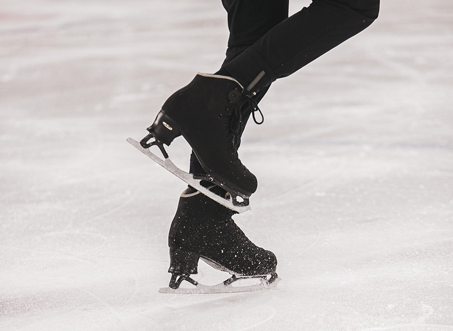 ice skating los angeles christmas time