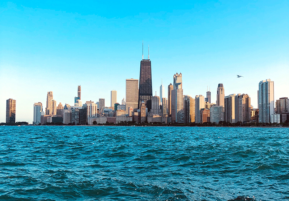 summer brunch in chicago skyline