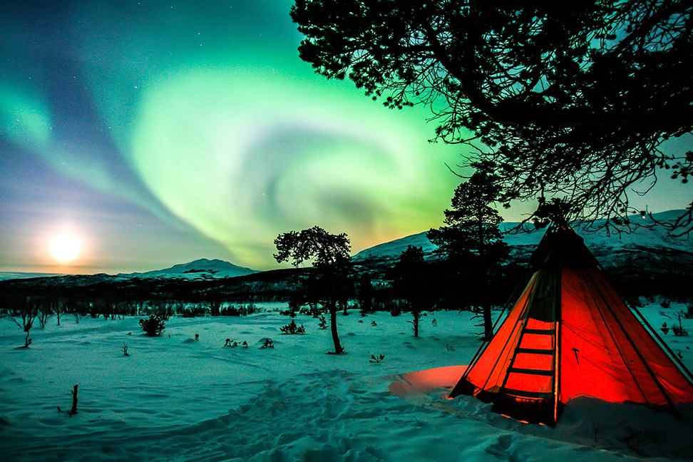 places to see the northern lights