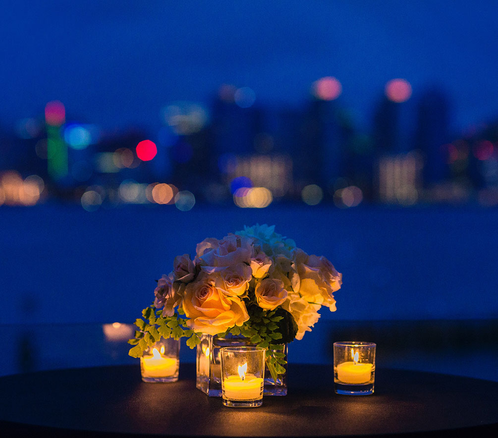 the best places for date night in NYC overlooking skyline