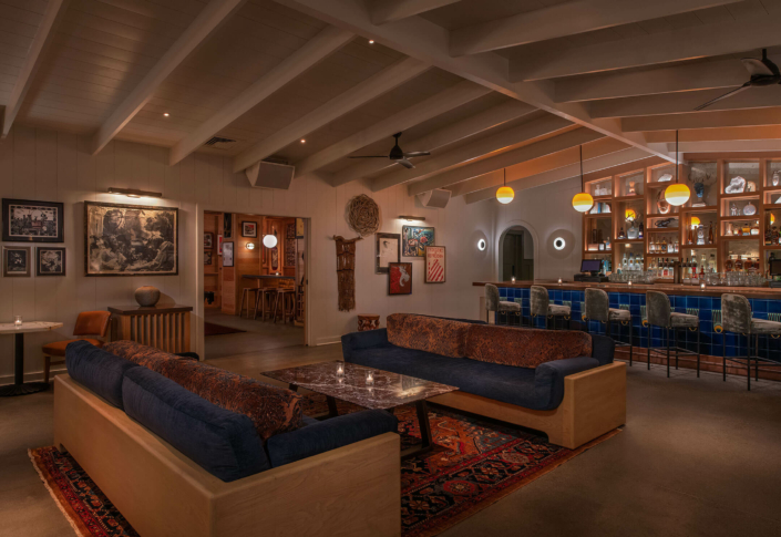 the bungalow long beach bar main room table