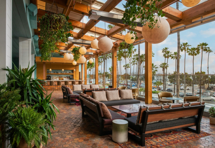 the bungalow long beach bar patio