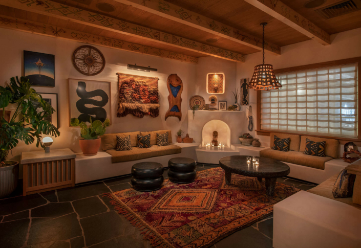 the bungalow long beach entry table
