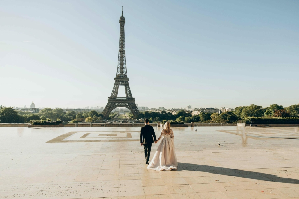 visit eiffel tower