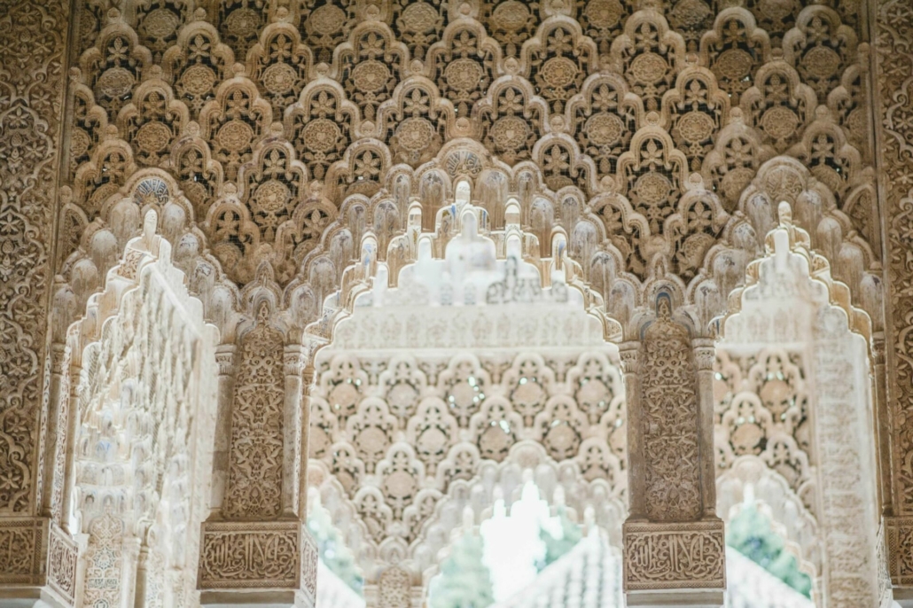 sightseeing travel to Granada Spain